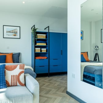 Platinum Suite - Top Floor - Image 3