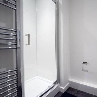 Bronze Ensuite - Image 3