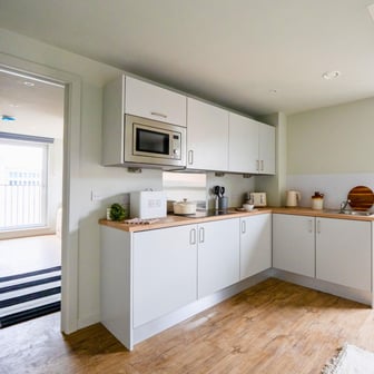 2 Bed Apartment - Image 4