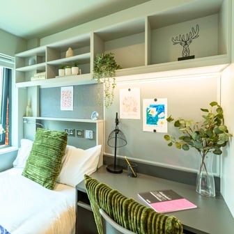 Classic Ensuite - Image 2