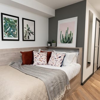 Bronze Ensuite - Image 1