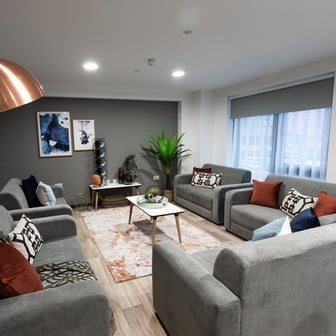 Deluxe Plus Ensuite - Image 7