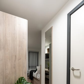Deluxe Plus Ensuite - Image 3