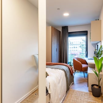 Classic Ensuite - Image 2