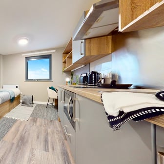 Silver Studio - Image 1