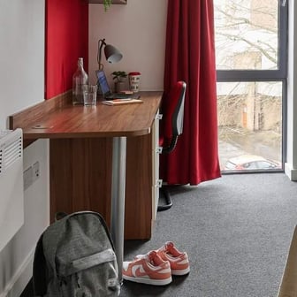 Standard Plus En-suite - Image 1