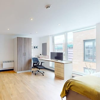 Penthouse Deluxe Studio - Image 3