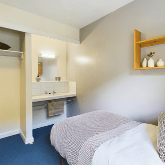 1 Bed Apartment - Image 4