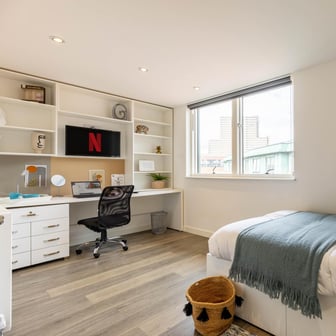 Classic Accessible Studio - Image 1