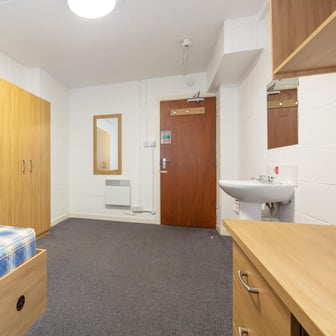 Non Ensuite - Bronze - Image 5