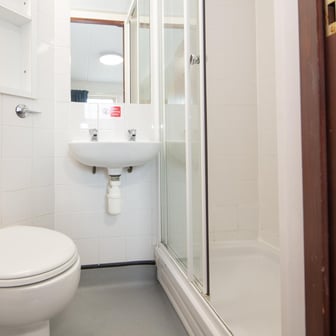 Non Ensuite - Bronze - Image 6