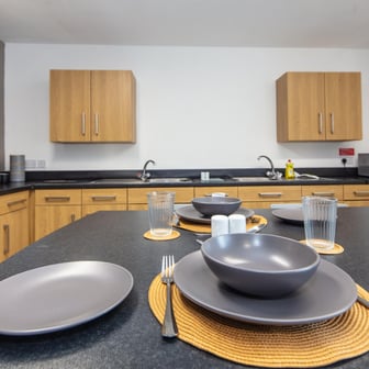 Non Ensuite - Bronze - Image 9