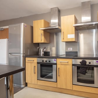 Non Ensuite - Silver - Image 11