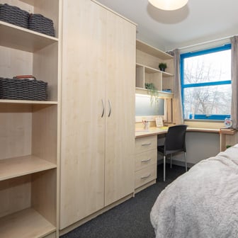 Ensuite - Gold - Image 6
