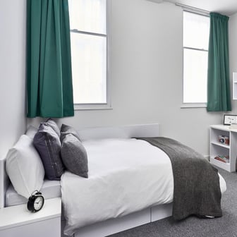 Premium Studio - Image 1