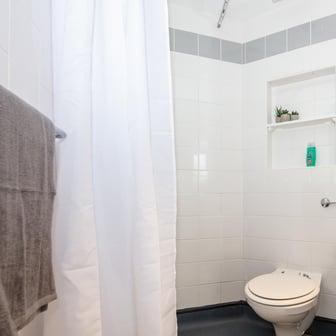 Ensuite - Bronze - Image 7