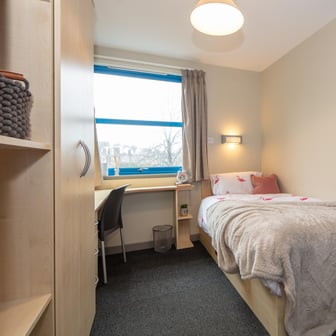Ensuite - Silver - Image 4