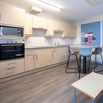 Ensuite - Silver - Image 11