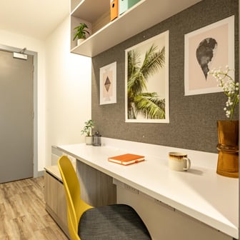 Classic Ensuite - Image 2