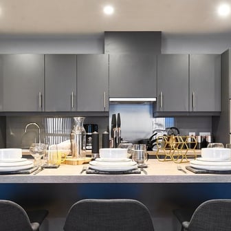 Premium 4 Bed Ensuite - Image 8