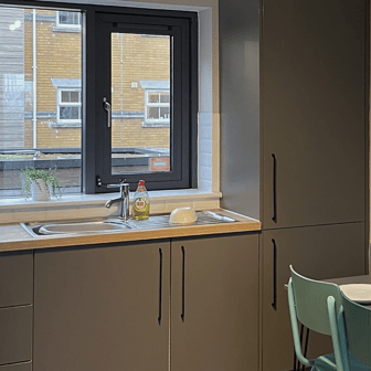 4 Bed Apartment - Image 5