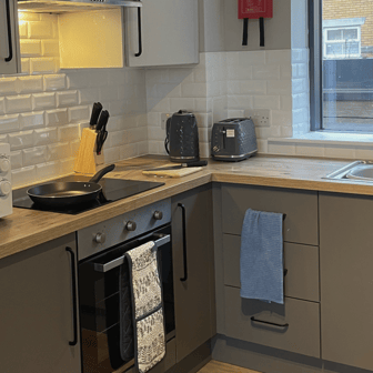 4 Bed Apartment - Image 2