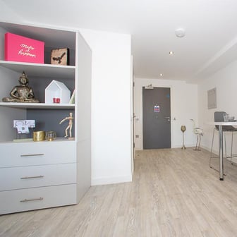 Diamond Studio - Image 3