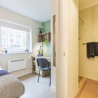 Accessible Ensuite - Image 6
