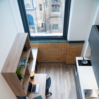 Silver Loft Apartment - Image 4