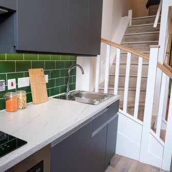 Silver Loft Apartment - Image 5