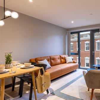 Modern Classic Plus Ensuite - Image 9