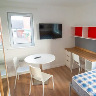 Platinum Studio - Image 1