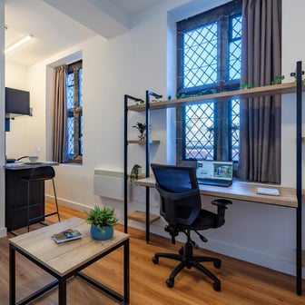 Premium Plus One Bedroom - Image 2