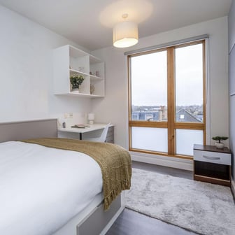 Premier Ensuite - Image 2