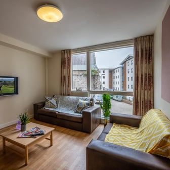 Double Ensuite (within 4 bed flat) - Image 13