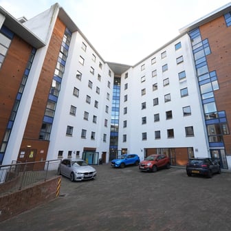 Standard Ensuite (within a 4 bed flat) - Image 17