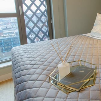 Deluxe 2 Bed Apartment - Image 6