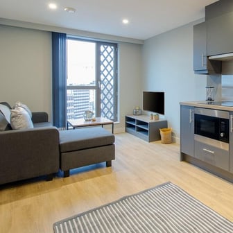 Deluxe 2 Bed Apartment - Image 14