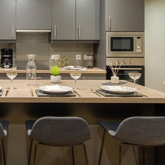 Premium 4 Bed Ensuite - Image 15
