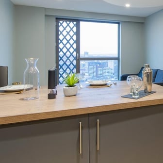 Penthouse 1 Bed Apartment - Image 17