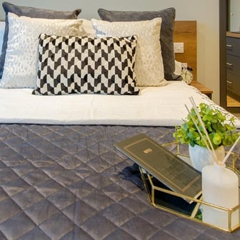 Penthouse 1 Bed Apartment - Image 32