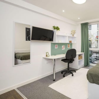 Standard Studio - Image 1