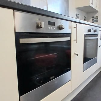 Classic Ensuite - Image 9