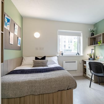 Classic Ensuite - Image 5