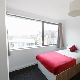 One Bed Flat - Image 1