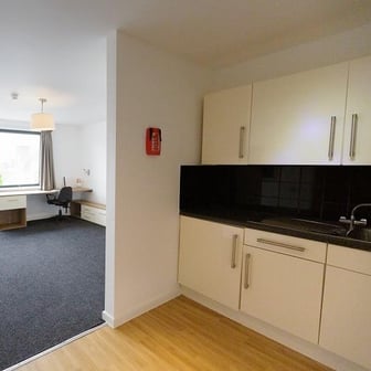 One Bed Flat - Image 4