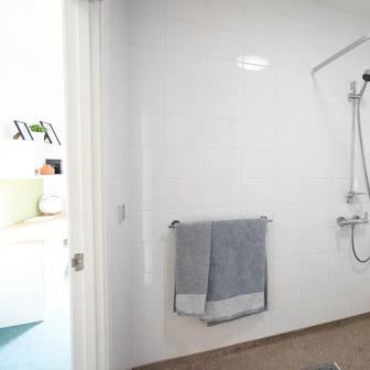 Accessible Ensuite - Image 2