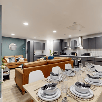 Deluxe Ensuite - Image 13