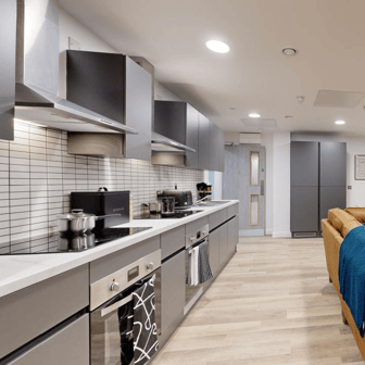 Premium Plus Ensuite - Image 7