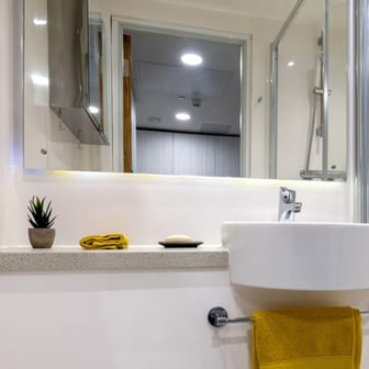 2 Bed Apartment - Image 5